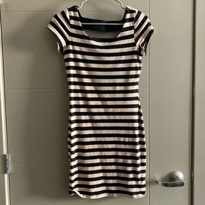 Women’s size 1 stripped dress
